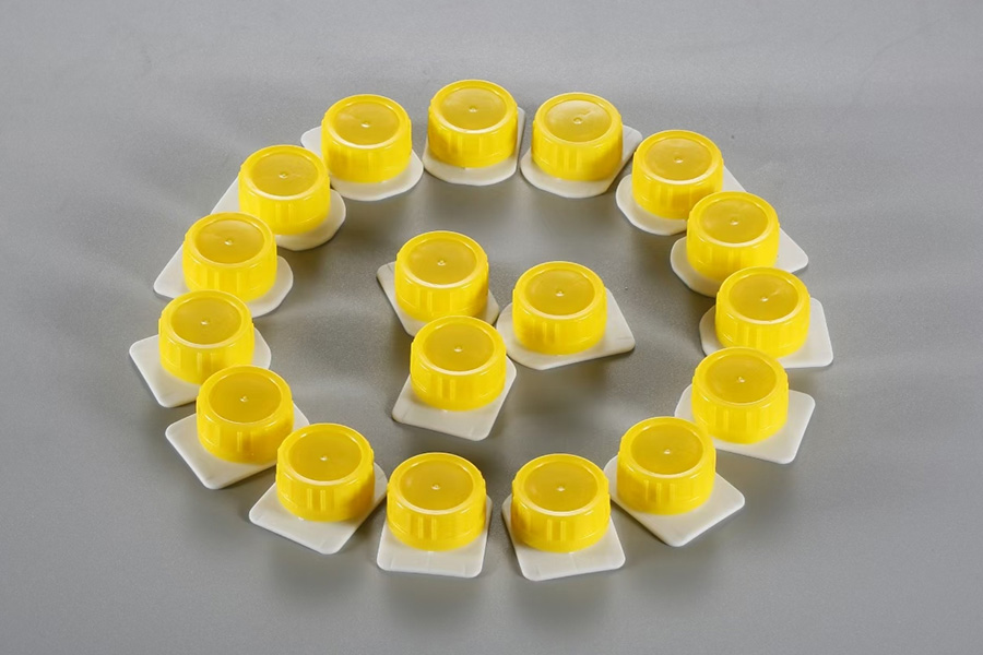 Lacticiniis Carton Caps